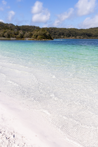 white sand and aqua water of Lake Mackenzie - Australian Stock Image
