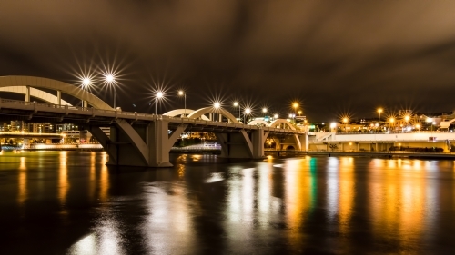 William Jolly Bridge at night