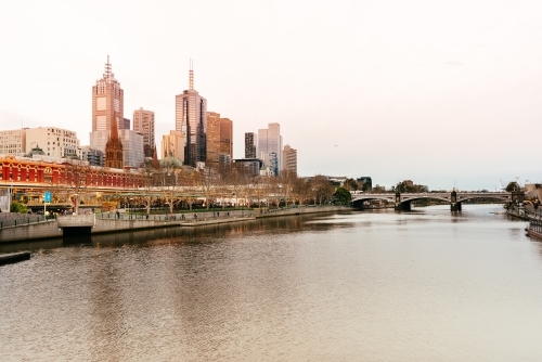Yarra River toward Princess Bridge in Melbourne city. - Australian Stock Image